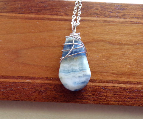 Natural Scheelite Lapis Lace Onxy Wire Wrapped Crystal Pendant Necklace